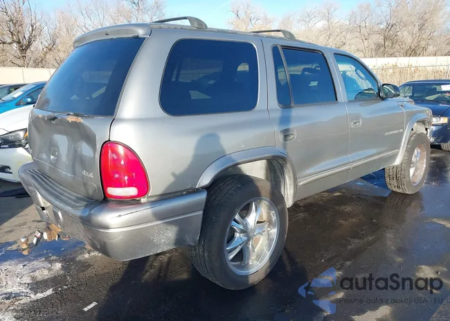 1B4HS28N1YF149208: 44244053