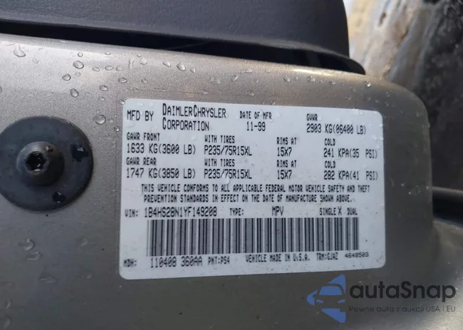 1B4HS28N1YF149208: 44244053