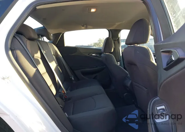 1G1ZB5ST6KF190708: 44244111