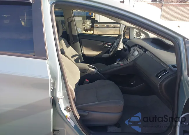 JTDKN3DP0E3065181: 44244136