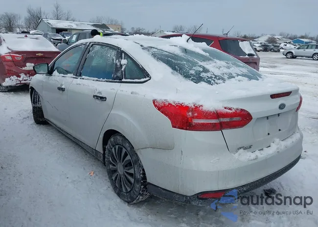 1FADP3E27GL274268: 44244205