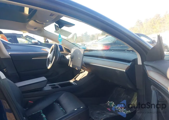 5YJ3E1EB5MF056604: 44245327