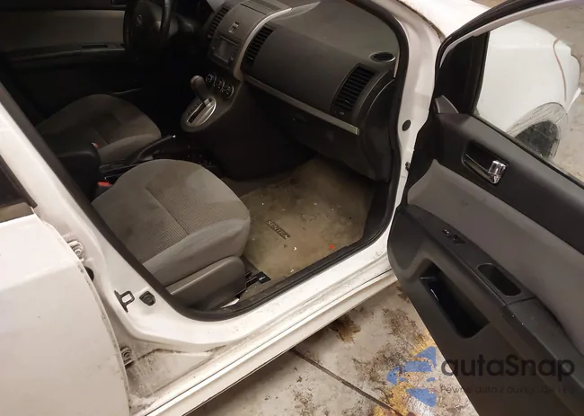 3N1AB6AP4BL709813: 44245677