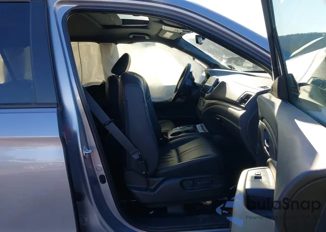 5FNYF6H86NB034211: 44245748