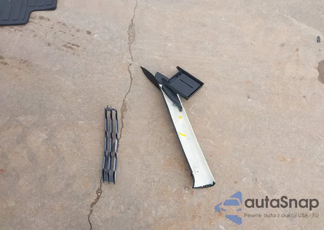 SALGS2FE5HA338001: 44245817