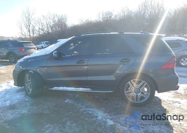 4JGDA7EB8FA451743: 44244848