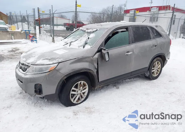 5XYKT3A63FG586958: 44244850