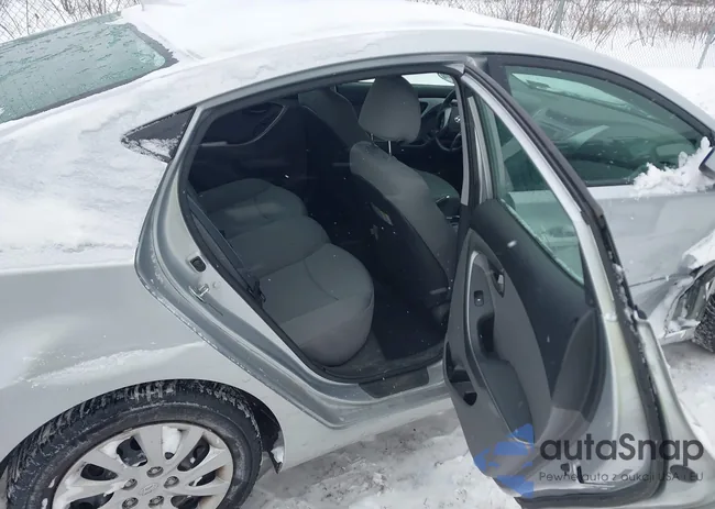 5NPDH4AE8DH221737: 44245009