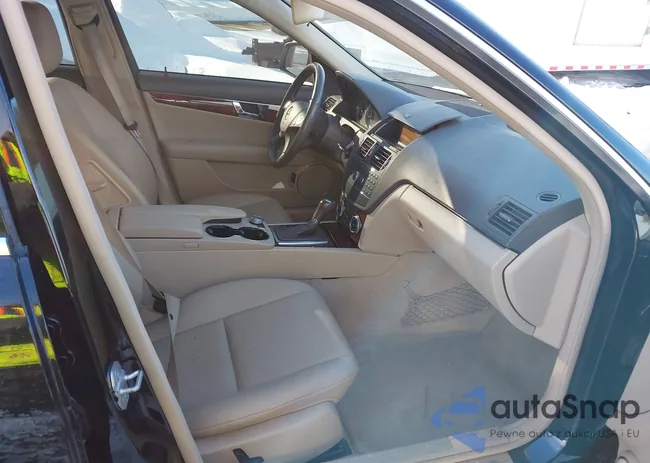 WDDGF81X99R068934: 44245032