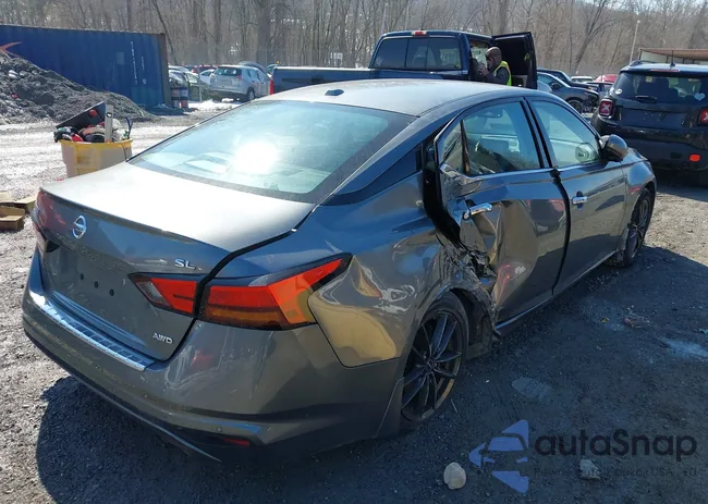 1N4BL4EWXLC272553: 44245082