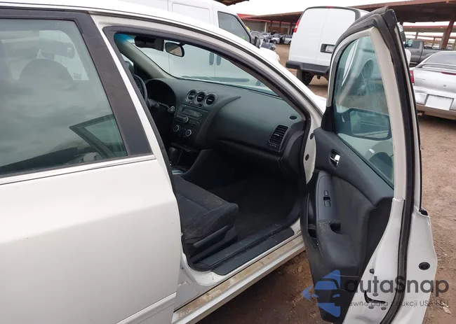 1N4AL2AP7CC203933: 44246388