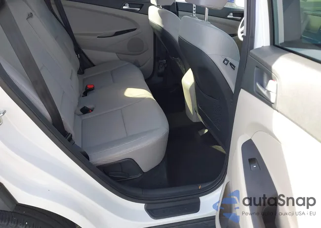 KM8J23A47LU143893: 44246454