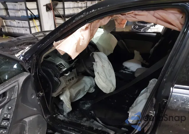 JF2SJAEC1JH536815: 44246471