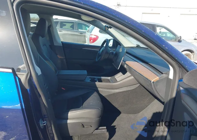 7SAYGDEE5RF186050: 44246575