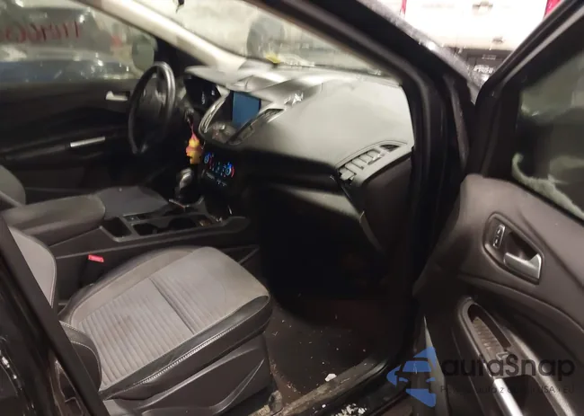 1FMCU9GD7KUC18121: 44246635