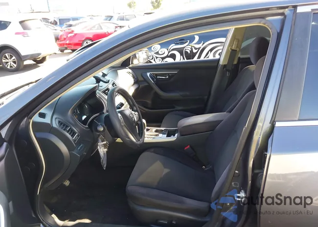 1N4AL3AP9DN561658: 44246816