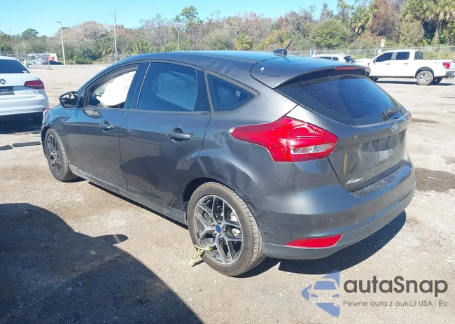 1FADP3M22JL319545: 44246821