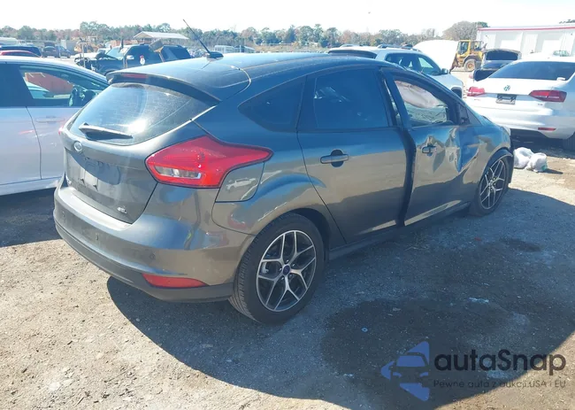 1FADP3M22JL319545: 44246821