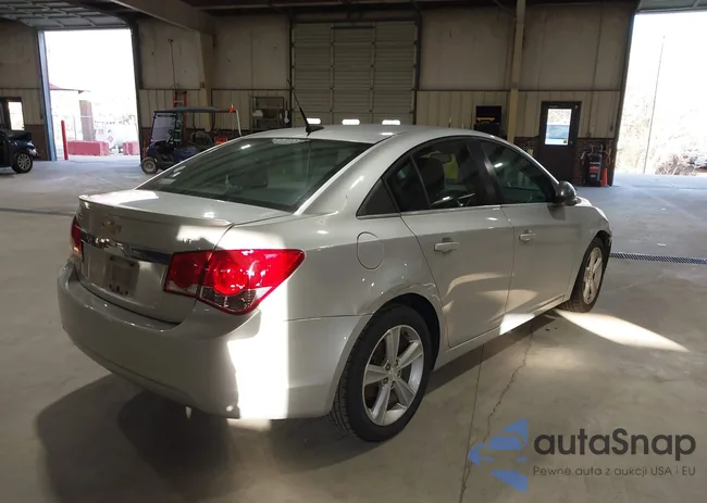 1G1PE5SB2D7177098: 44245863