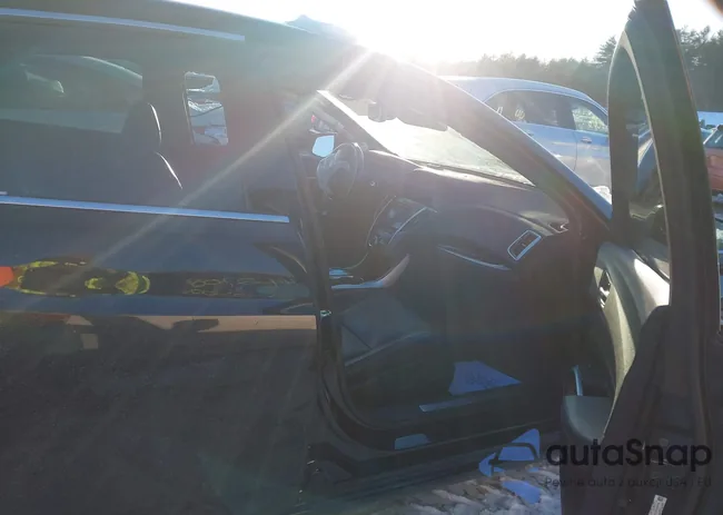 19UUB3F70FA008346: 44245875