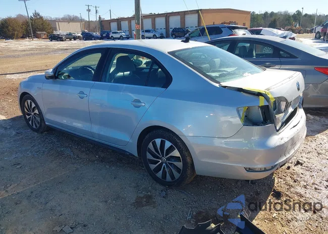 3VW637AJ9DM231108: 44246007