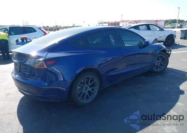 5YJ3E1EB1NF345951: 44246040