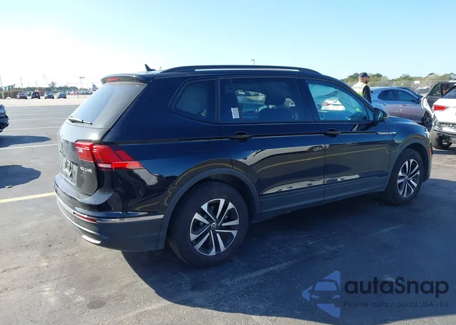 3VVRB7AX0RM232910: 44246046