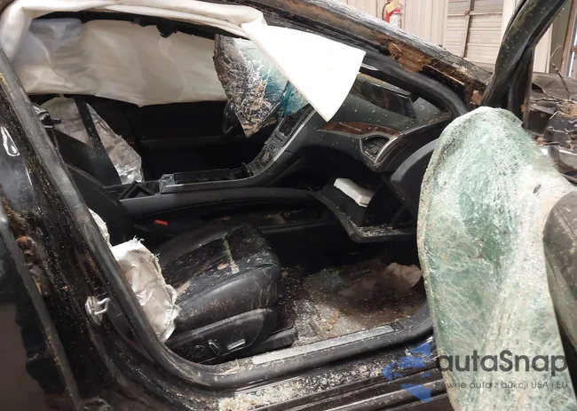 3LN6L5D93KR611744: 44246064