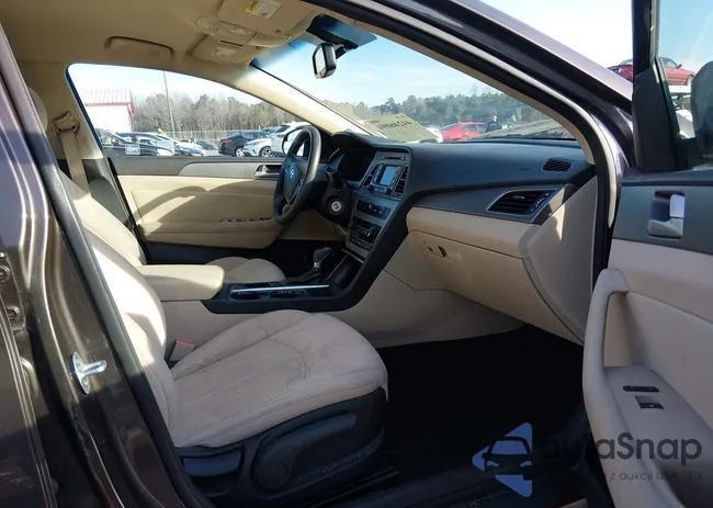 5NPE24AF4FH191704: 44246094