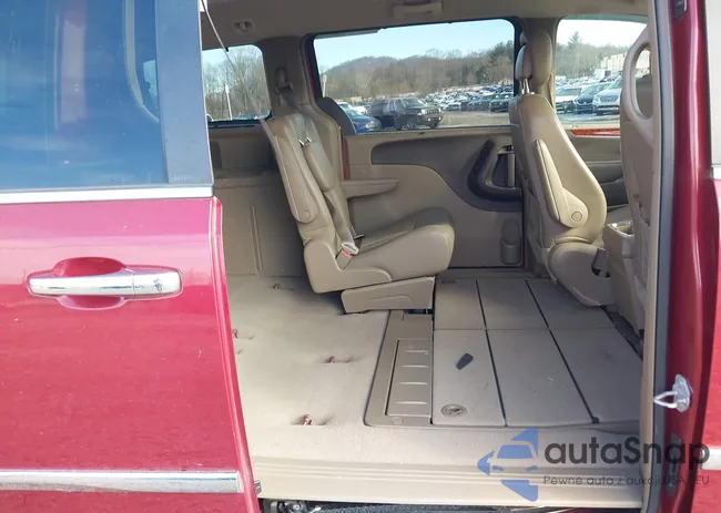 2C4RC1CG7CR163607: 44246123