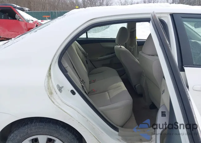 JTDBU4EE1BJ090474: 44246191