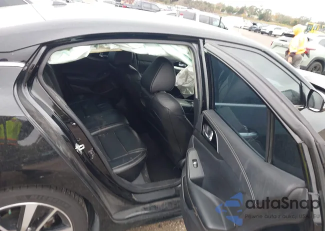 1N4AA6CV5MC513573: 44247279