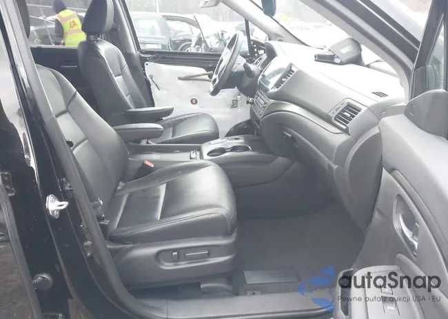 5FNYF6H23NB099741: 44247373