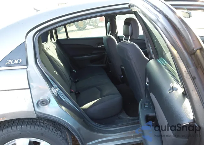 1C3CCBAB1DN711395: 44247460