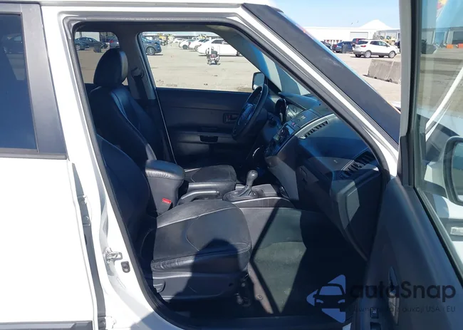 KNDJT2A23B7267618: 44247496