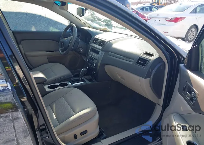 3FAHP0JA8BR203376: 44247510