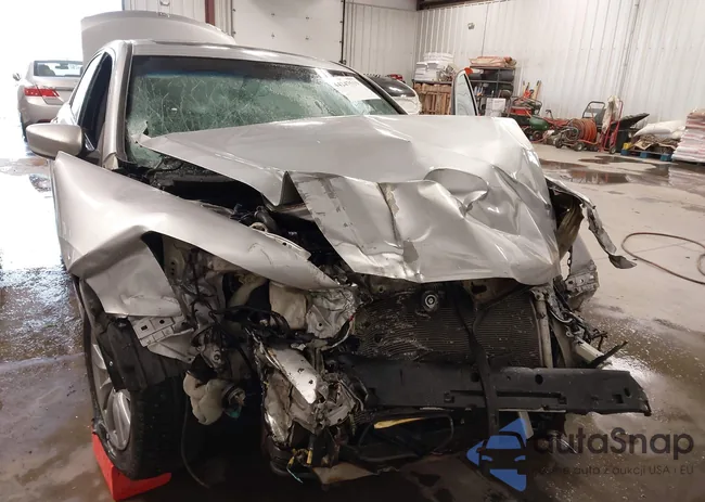 1HGCP2F87BA013084: 44247519