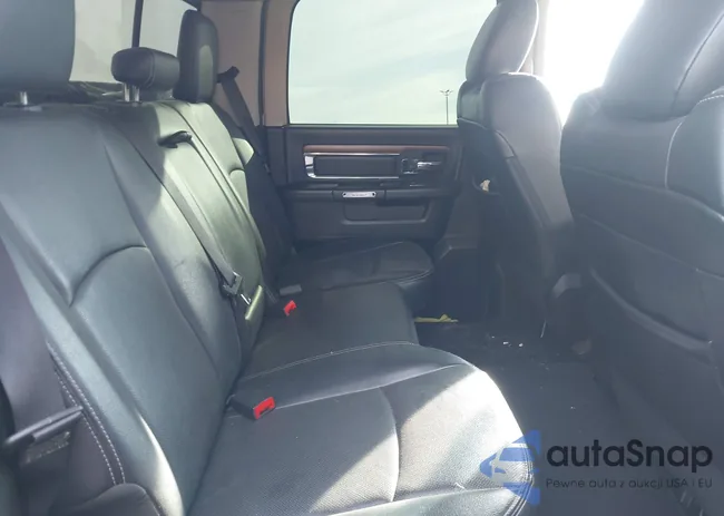 1C6RR6NM2FS722814: 44247522