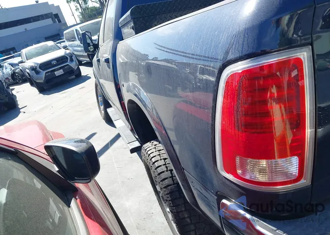 1C6RR6NM2FS722814: 44247522