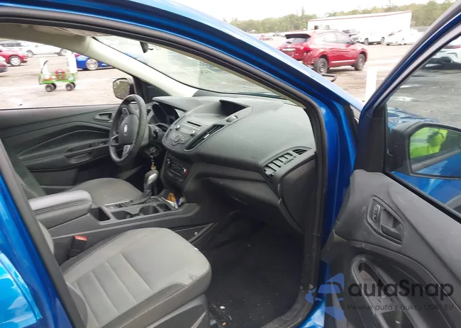 1FMCU0F77HUE09246: 44247527