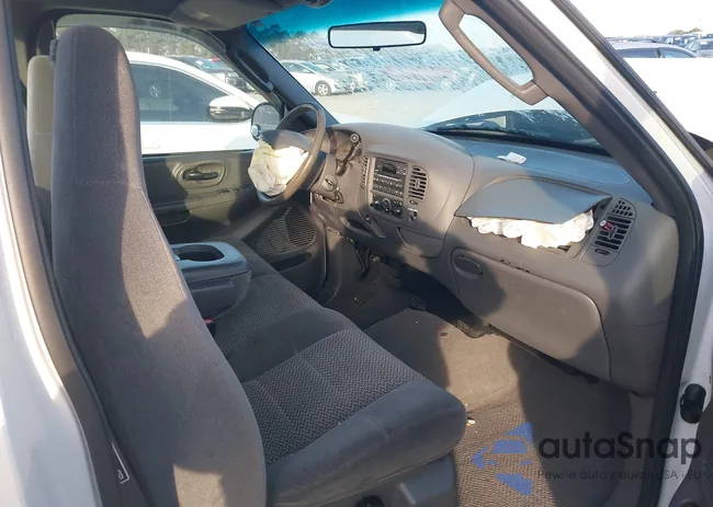 1FTRF17W52NB62220: 44247533