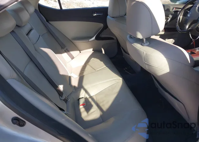 JTHCK262962000795: 44247656