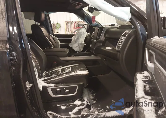 1C6SRFJT3PN525956: 44247680