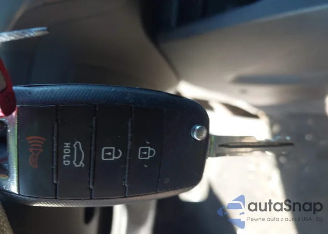 3KPFL4A78HE142782: 44247684