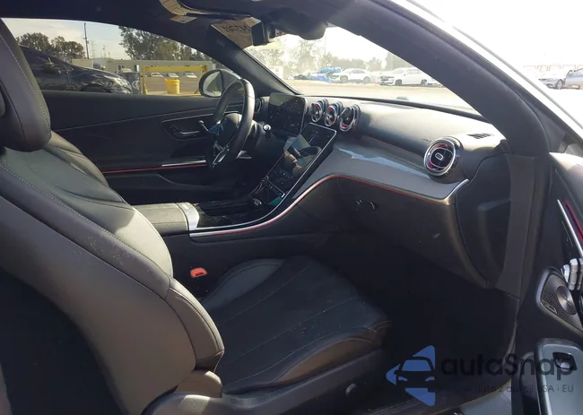 W1KMJ4HB0RF034919: 44247701