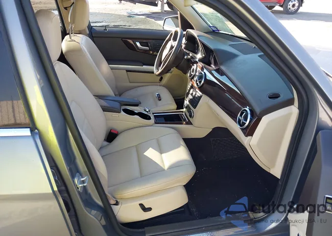 WDCGG5HB6FG383160: 44247784