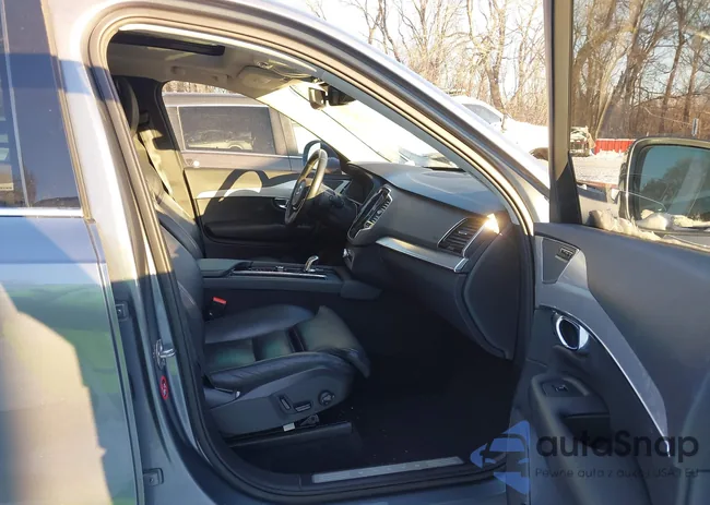 YV4BC0PK9G1088040: 44247817