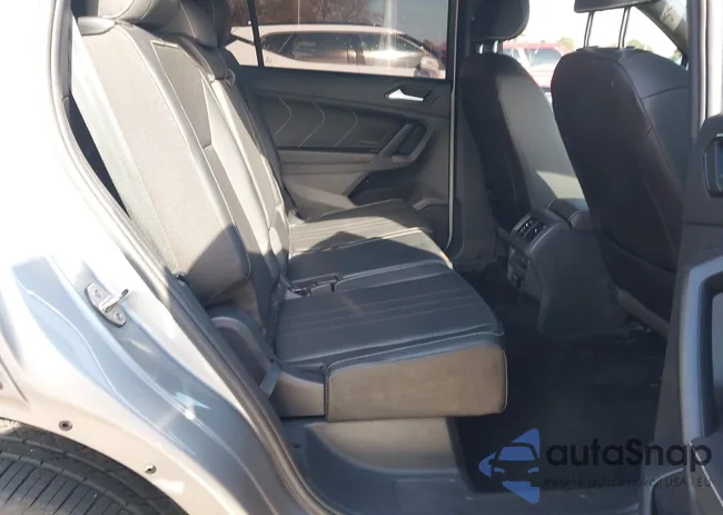 3VVCB7AX1PM068070: 44246858