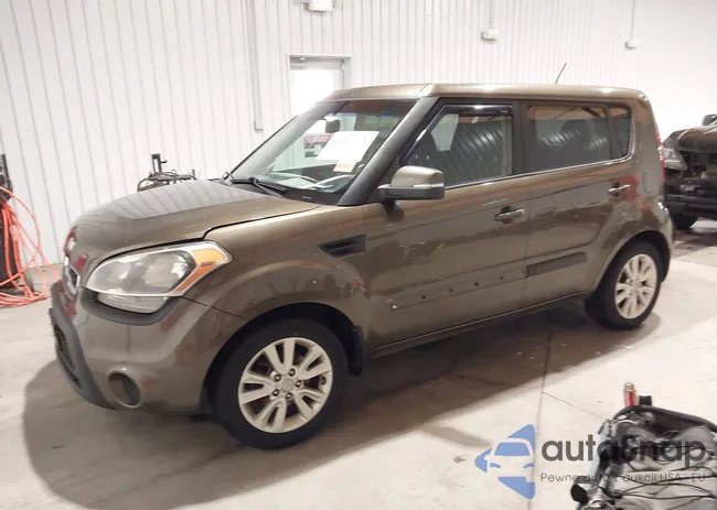 KNDJT2A65C7379521: 44246918