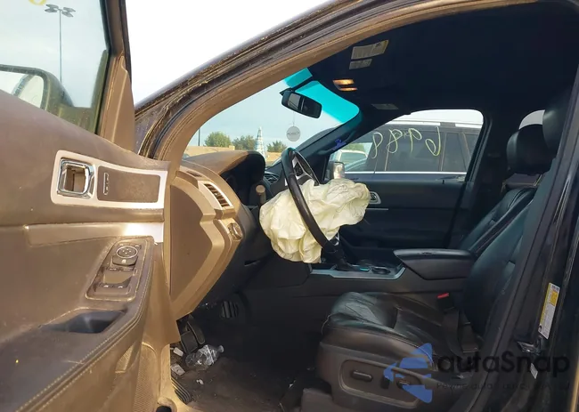 1FMHK7D88BGA33193: 44246988